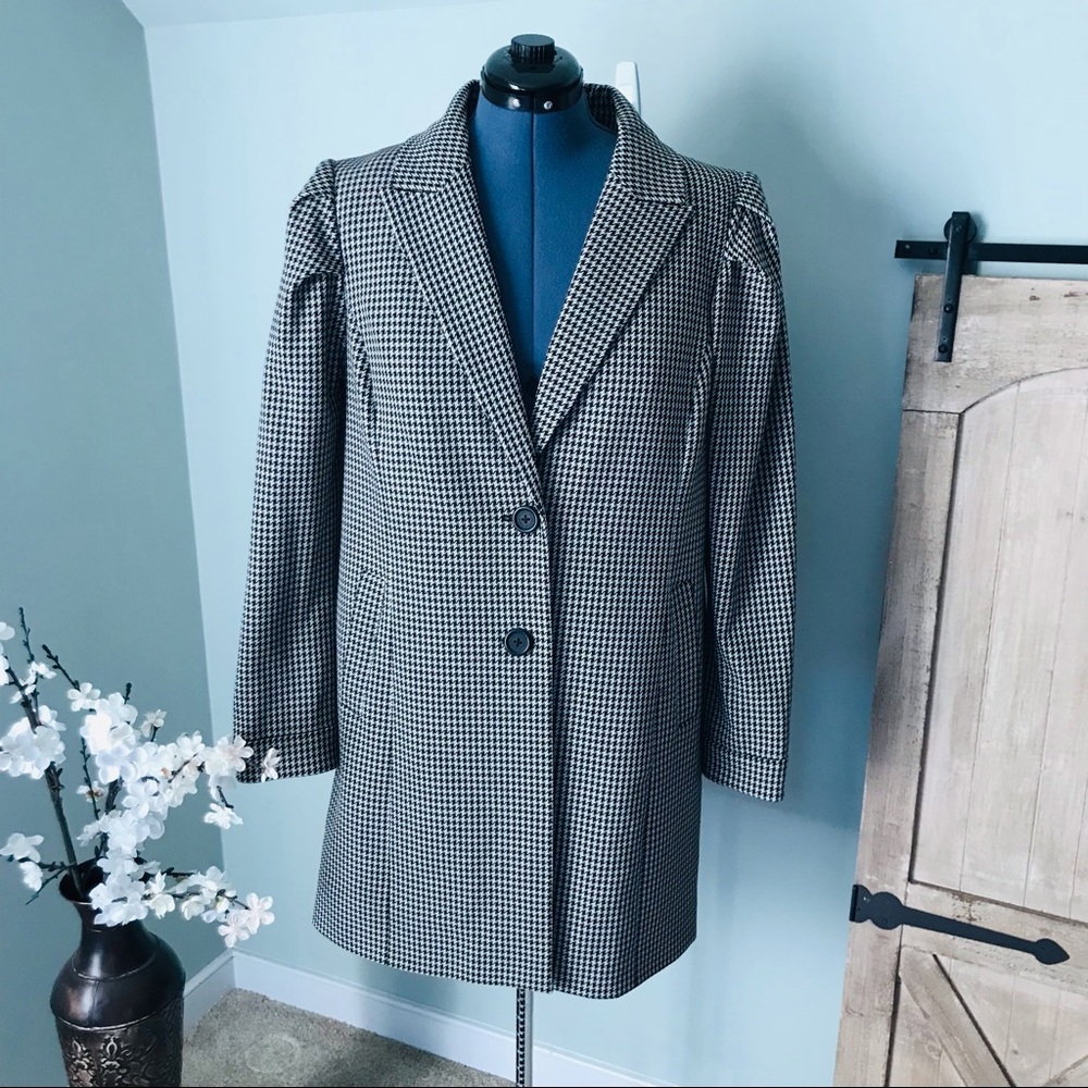 NWT Karl Lagerfeld Coat size 16